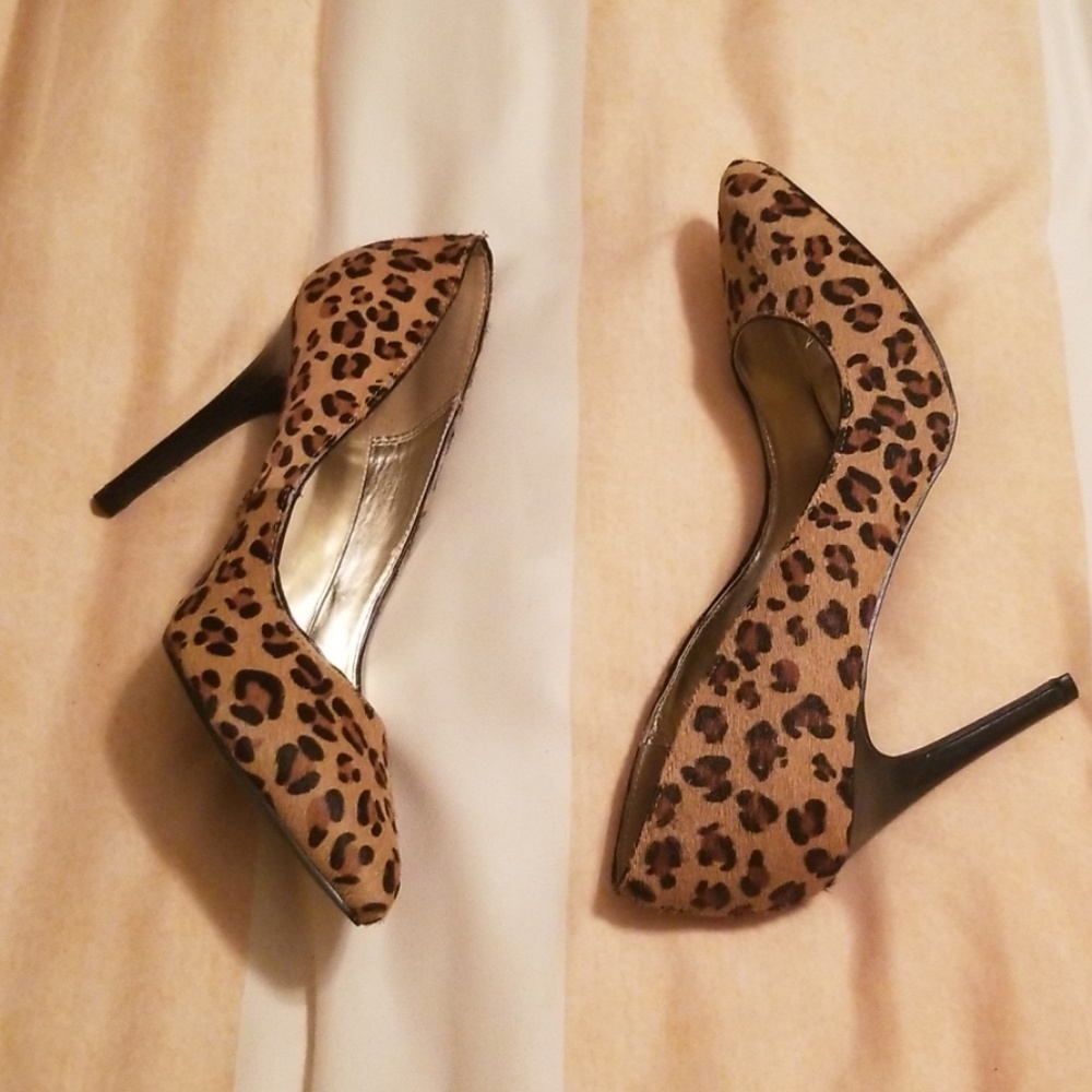 Heels - Picture 3 of 4